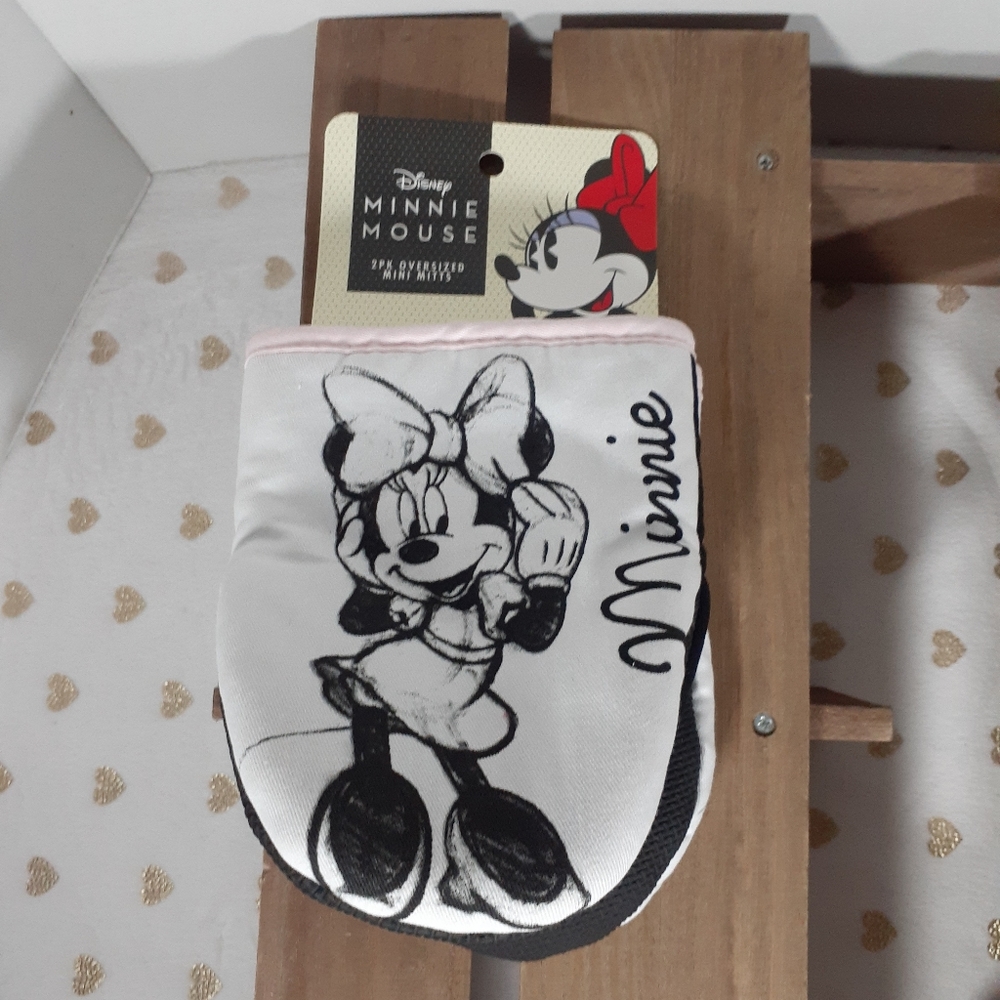 *NWT* Disney Minnie Mouse Pot Holders
